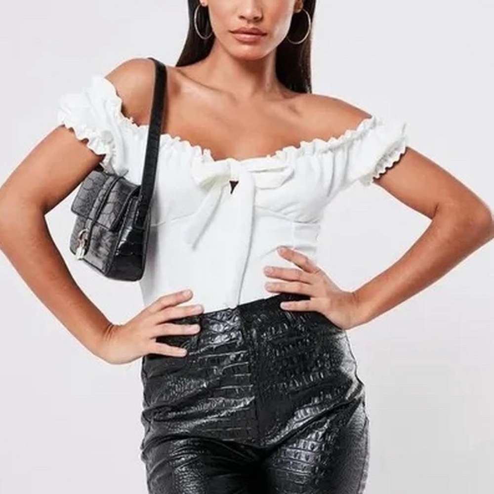 Missguided crop top